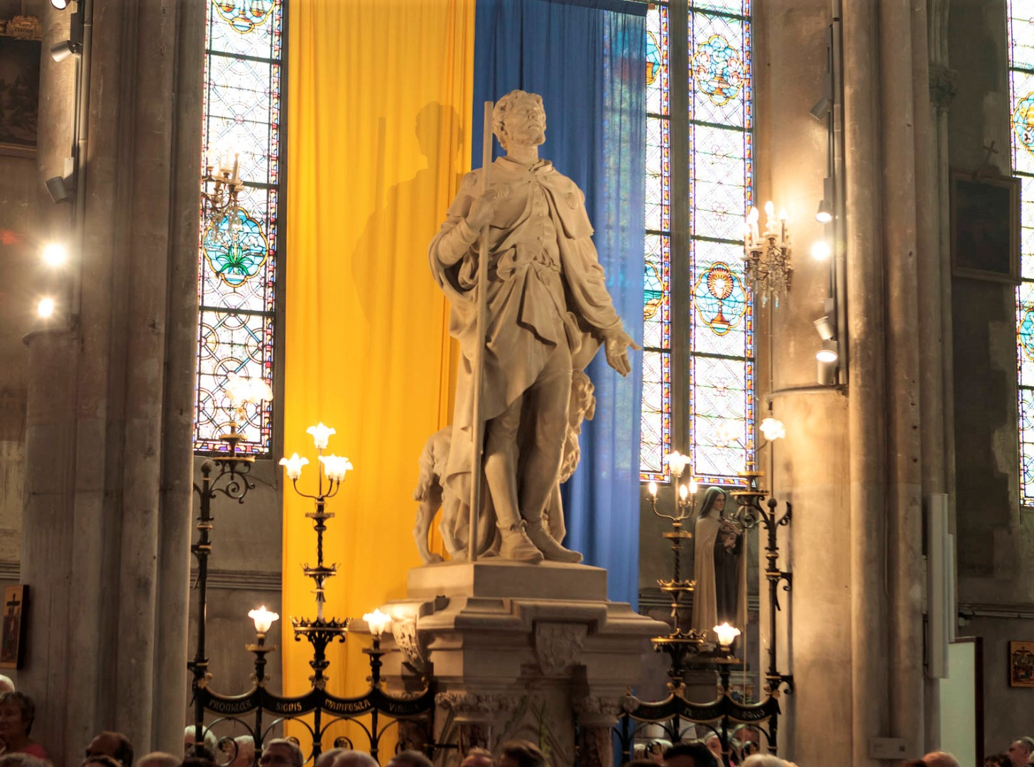 Saint Roch dans l'église