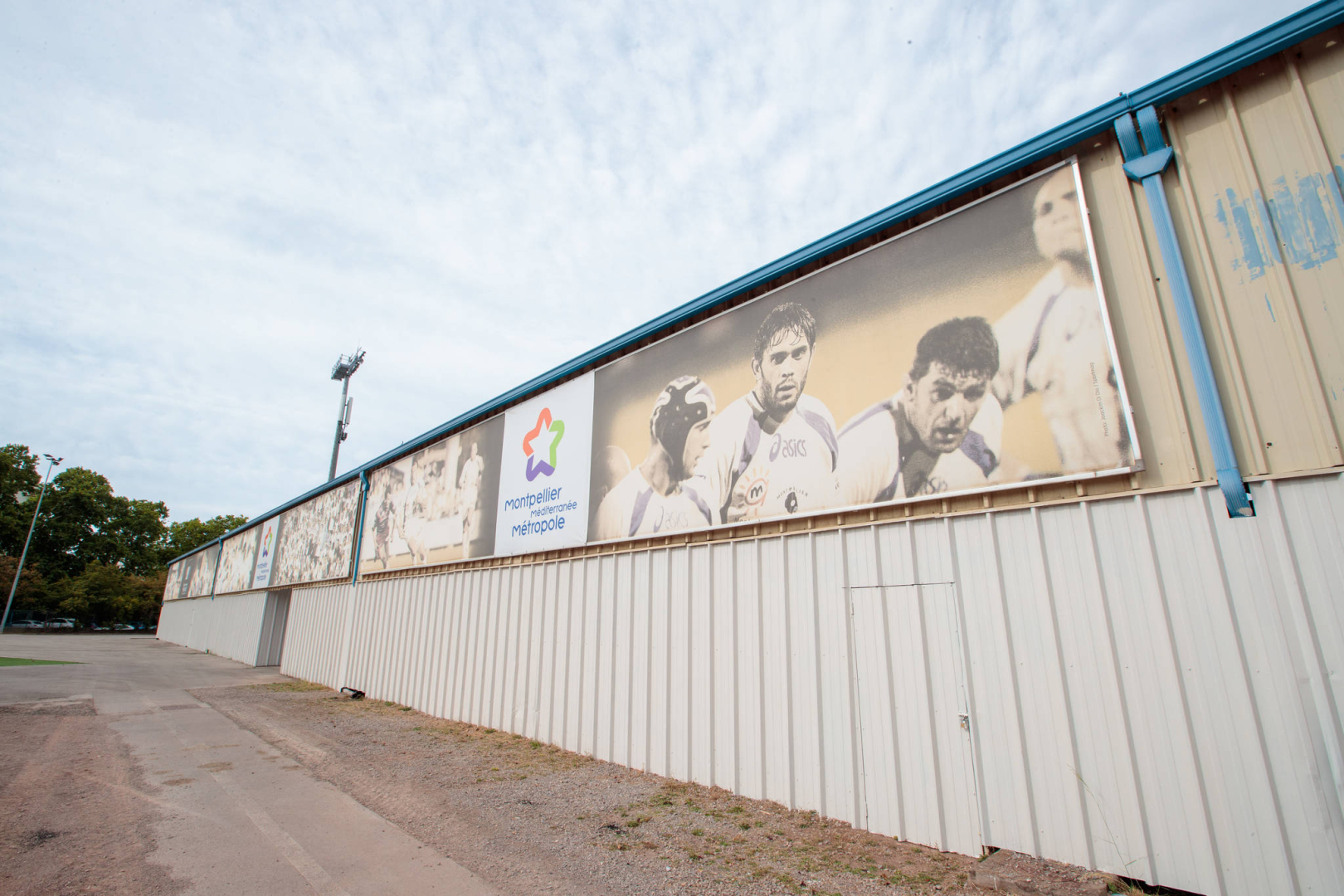 Tribune annexe du stade Sabathé