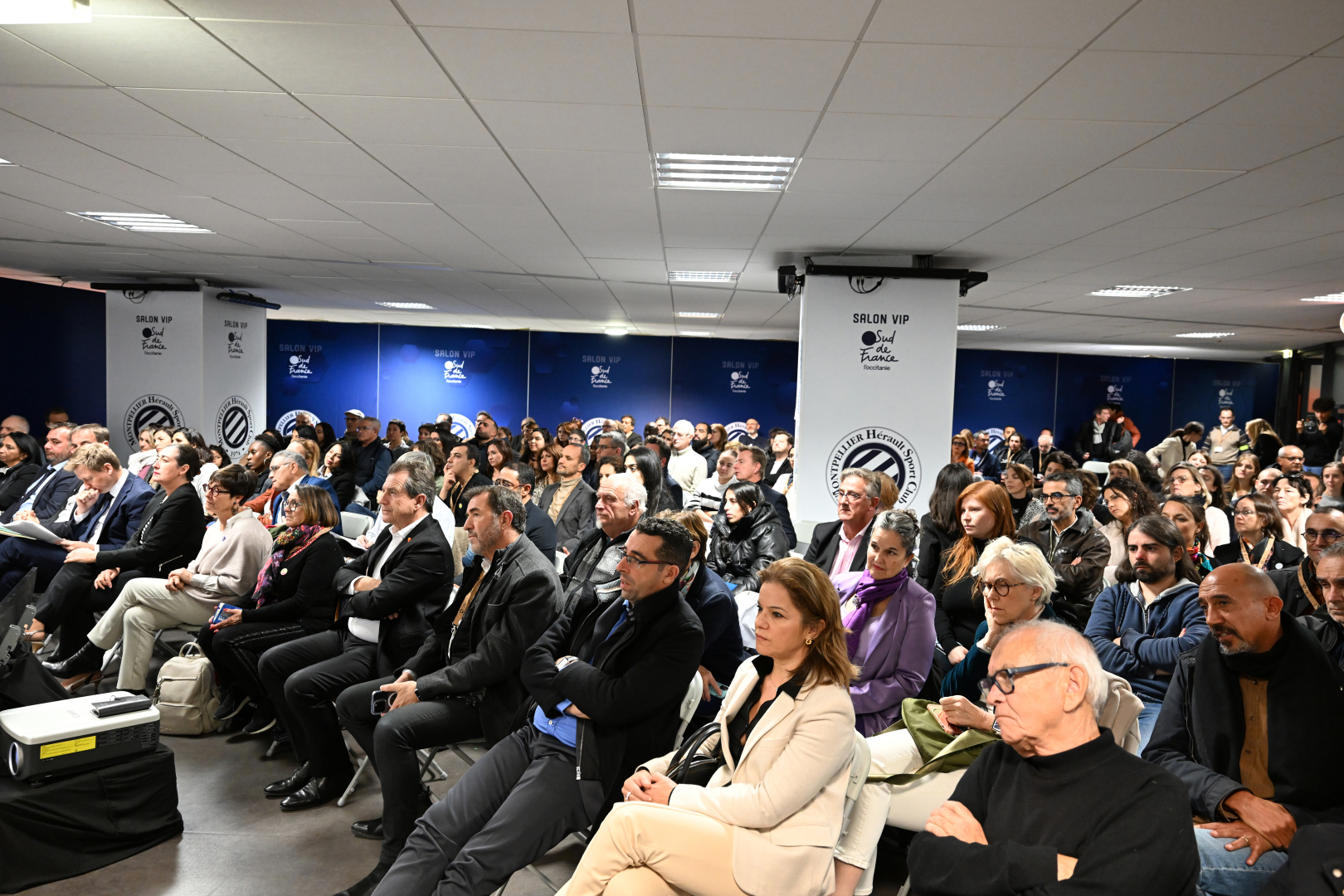 Les chefs d'entreprises réunis au stade de la Mosson 