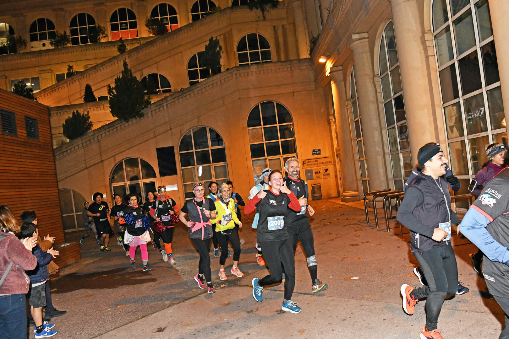 Coureurs aux échelles de la ville
