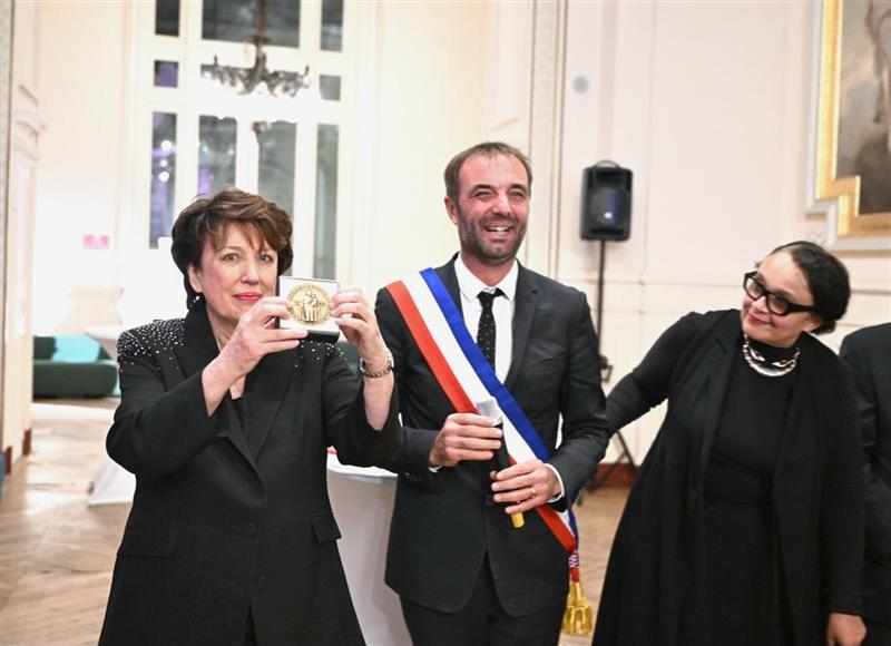 remise de la médaille
