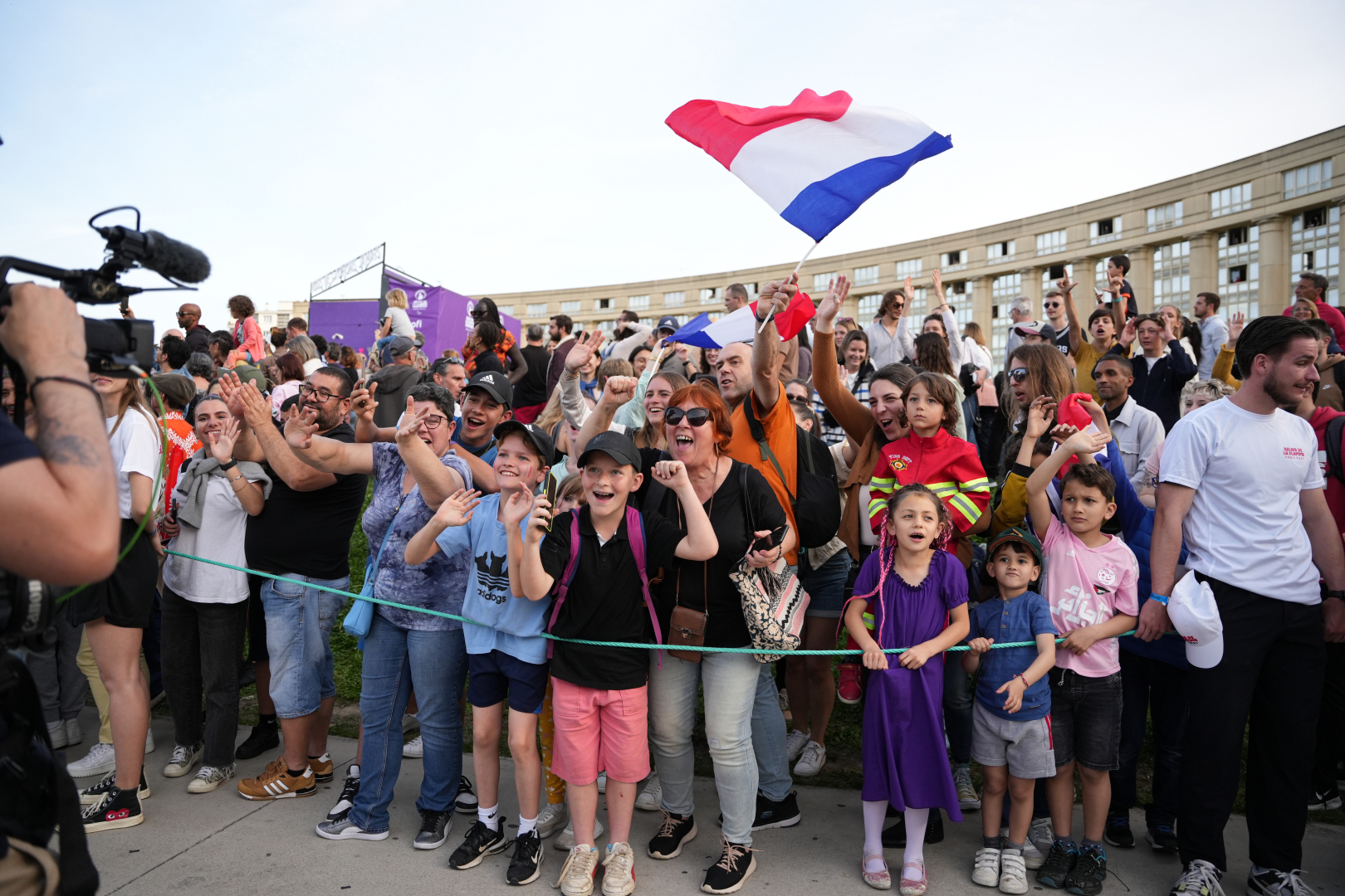 10 000 personnes sur la place de l'Europe 