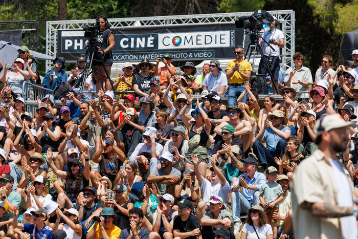 public, cameramen