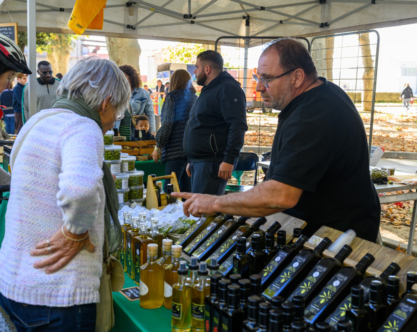 Découvrez les produits oléicoles et du terroir dans le parc du château de Pignan