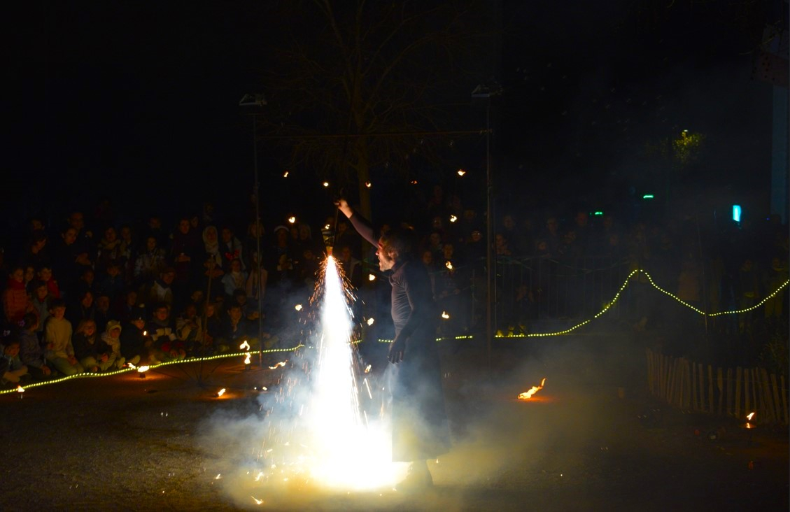 travail de feu et illuminatino à Grabels