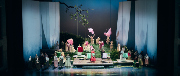 La Corée à l'honneur avec "L'opéra des fleurs, Hwajeonga" constitue un événement artistique exceptionnel, fruit d'une coproduction avec le Korea National Opera. Les 20, 21 et 22 novembre.